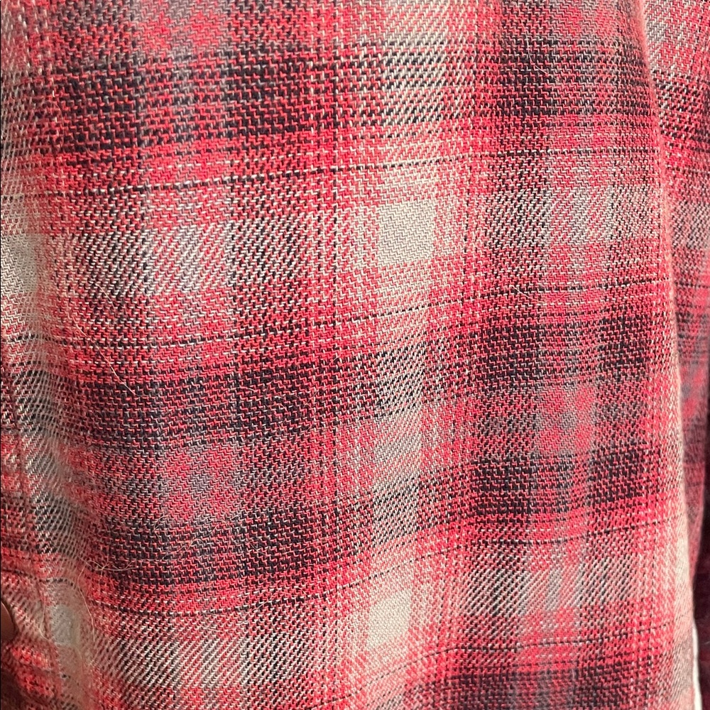 Under Armour  Red and Gray Plaid Flannel Shirt Unisex - Picture 4 of 12